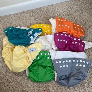 Lot of 8 FuzziBunz cloth diapers